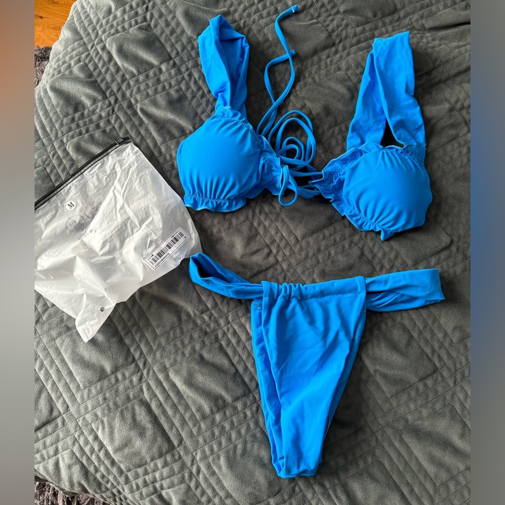 Blue Bikini - Picture 2 of 3